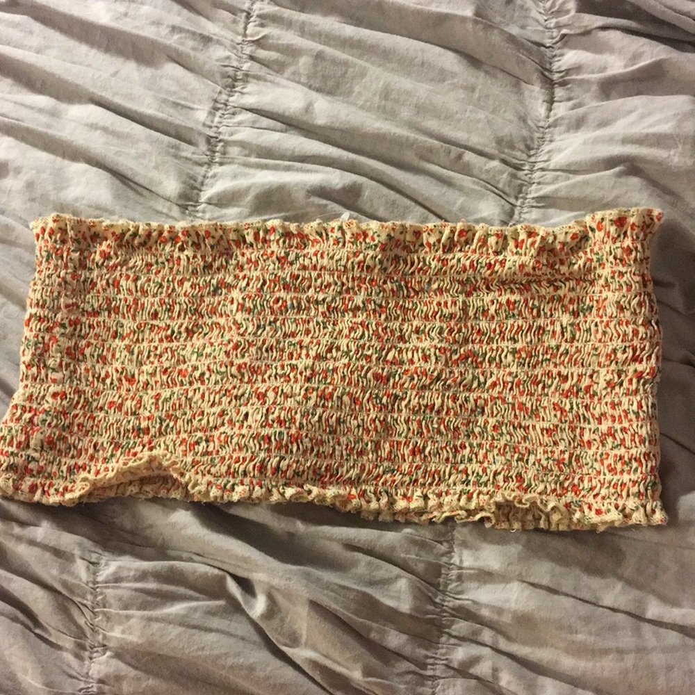 BRANDY MELVILLE Kessy tube top NWOT